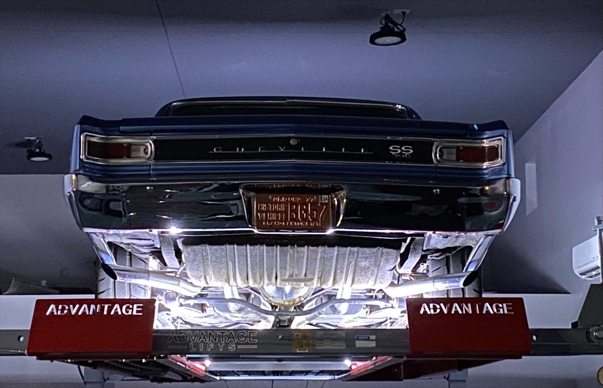 Universal 4 Post Lift Magnetic LED Lighting Strip System
