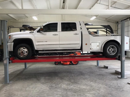 Advantage's 11,000 Pound Heavy Duty 4-Post Lift in action (side profile) 
